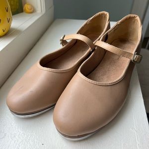 Star Tone Nude Tap Shoes size 9
